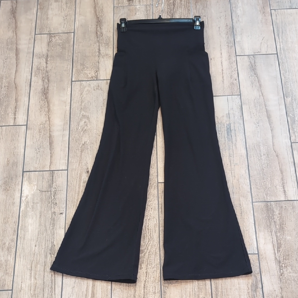 Athleta Black Salutation Stash Wide Flare Leg Pants with Pockets